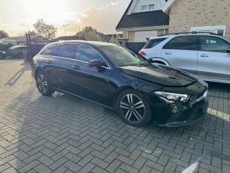 Mercedes Cla-klasse 180 Shooting Brake Urban picture 2