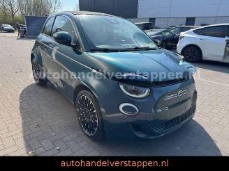 Voiture accidenté Fiat 500E 500 e La Prima 87KW  Cabriolet 2020/12