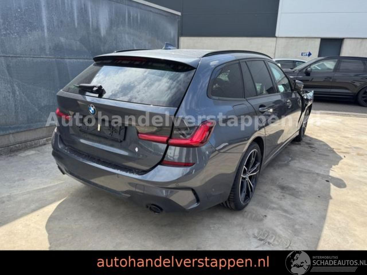 BMW 3-serie 0e 185KW Plug in M Sport Panorama Laser