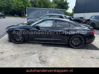 Audi E-tron GT Quattro S-Line Panorama Matrix VOLL picture 2