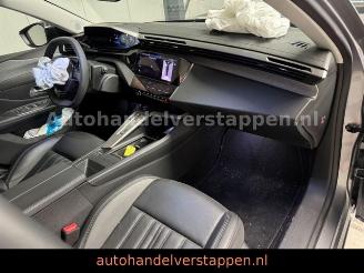 Peugeot 308 SW Hybrid 180 Allure Pack 133KW Nappa EXclus picture 22