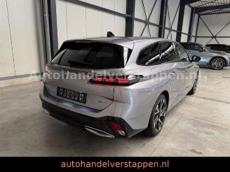 škoda osobní automobily Peugeot 308 SW Hybrid 180 Allure Pack 133KW Nappa EXclus 2024/2