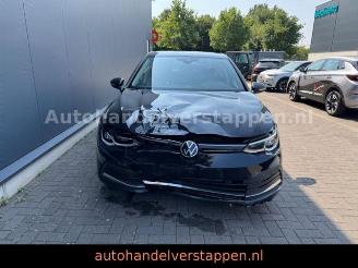 Volkswagen Golf VIII Lim. Active TSI 81KW Navi DAB+ picture 6