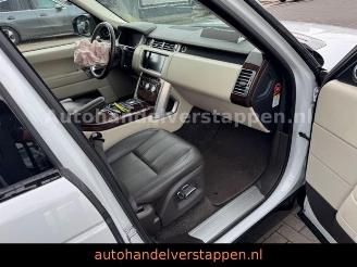 Land Rover Range Rover Vogue 3.0 V6 250KW SC HSE VOLL picture 13