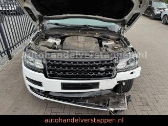Land Rover Range Rover Vogue 3.0 V6 250KW SC HSE VOLL picture 9