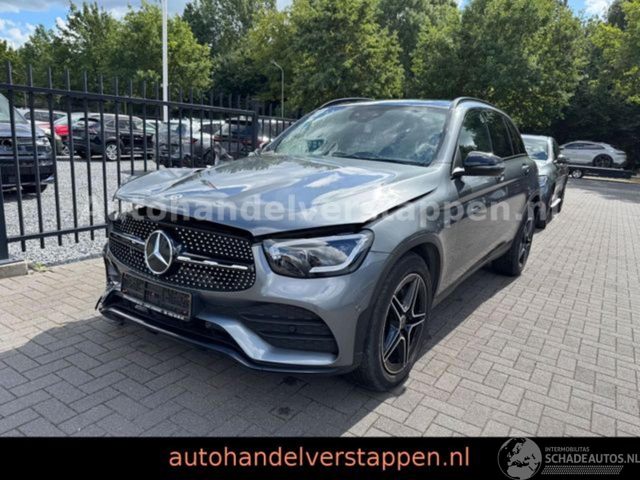 Mercedes GLC 200 d 4Matic AMG Sport Pano AHK