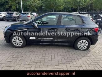 Skoda Fabia Selection DAB+ Klima R-Cam picture 5
