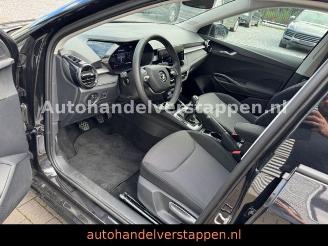 Skoda Fabia Selection DAB+ Klima R-Cam picture 14
