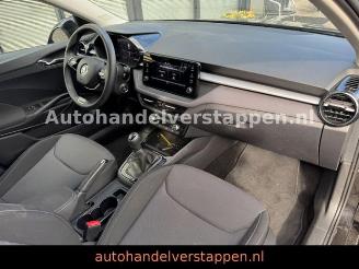 Skoda Fabia Selection DAB+ Klima R-Cam picture 11