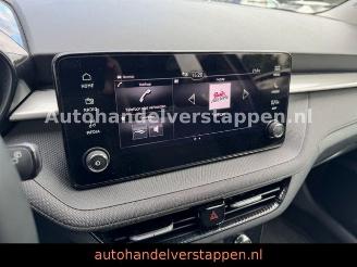 Skoda Fabia Selection DAB+ Klima R-Cam picture 16