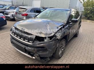 Jeep Compass 1.3l T4-PHEV 177kW Summit Automatik 4WD picture 6