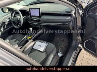 Jeep Compass 1.3l T4-PHEV 177kW Summit Automatik 4WD picture 12