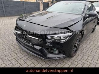 Mercedes Cla-klasse 250e Shooting Brake AMG Night-Paket picture 4