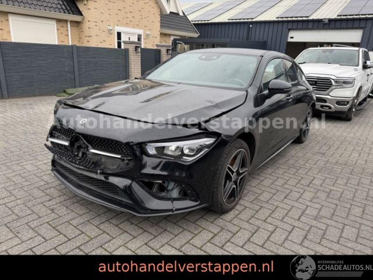 Mercedes Cla-klasse 250e Shooting Brake AMG Night-Paket