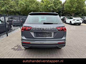 Volkswagen Tiguan 2.0TDI Life R-Cam DAB+ LED picture 4
