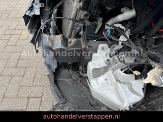 Volkswagen Tiguan 2.0TDI Life R-Cam DAB+ LED picture 13