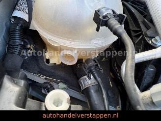 Peugeot 308 III Allure AUTO 96 kW Blue-HDI FAP picture 14