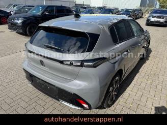 Peugeot 308 III Allure AUTO 96 kW Blue-HDI FAP picture 2