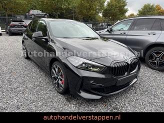 Damaged car BMW 1-serie  2024/7