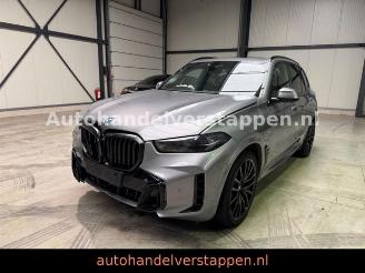škoda osobní automobily BMW X5 50 e xDrive M Sport Pano 22'' VOLL 2024/2