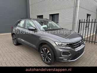 Volkswagen T-Roc United 81KW TSI DAB+ Navi FULL LED picture 2
