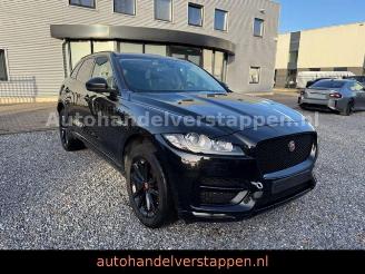 uszkodzony samochody osobowe Jaguar F-Pace R-Sport D180 20D AWD 2017/5