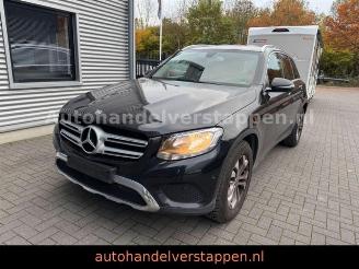 Unfallwagen Mercedes GLC 220d 4Matic Leder Alu Fahrbereit - DRIVE 2017/8