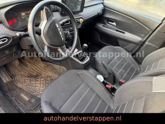 Dacia Jogger Expression 81 kW TCE Navi LED picture 14