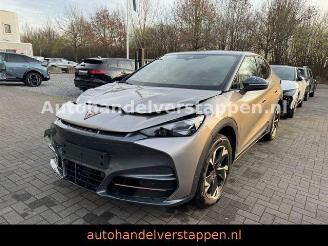 Damaged car Cupra Tavascan 210 kW Endurance 82KWH VOLL 2025/2