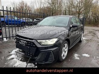 damaged passenger cars Audi A1 Sportback 25 TFSI S line S-TRonic 2023/12