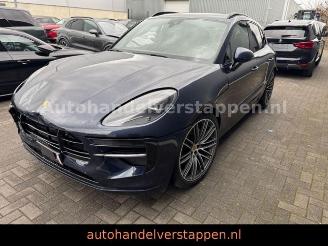 Damaged car Porsche Macan PDK 180KW Pano PASM LUFTVED BOSE 2020/4
