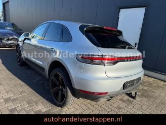 damaged passenger cars Porsche Macan PDK -Facelift- Panorama DAB+ Leder 2020/7