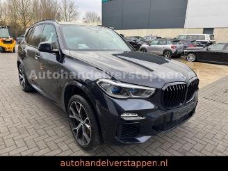 Voiture accidenté BMW X5 M50 d M Sportpaket 294KW Pano AIrmatic ACC 2020/6
