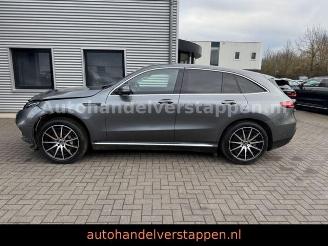 Mercedes EQC 400 4Matic AMG Sport 300KW picture 3
