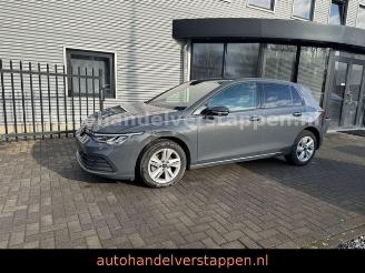 Volkswagen Golf VIII 2.0 SCR TDi Life Business Premium DSG picture 2