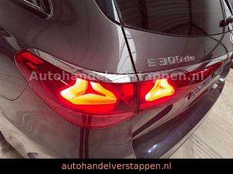 Mercedes E-klasse 300d 4Matic AMG Lin Prmium VOLL picture 10