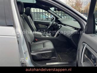 Land Rover Discovery Sport P300e Dynamic SE AWD picture 25