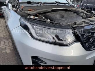 Land Rover Discovery Sport P300e Dynamic SE AWD picture 10