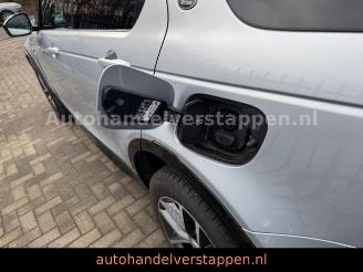 Land Rover Discovery Sport P300e Dynamic SE AWD picture 13