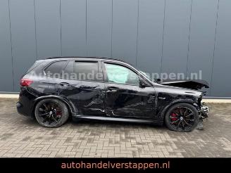 Damaged car BMW X5 xDrive 45e M Sport 290KW Airmatik 2023/5
