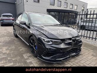 Unfallwagen Volkswagen Golf VIII Lim. R 4Motion Performance Pano HUD 2023/9