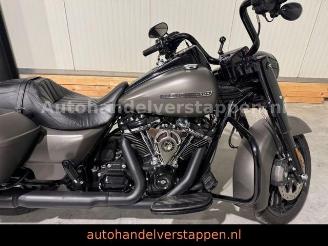 Harley-Davidson Road King Special - Krugger picture 17