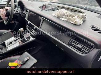Porsche Macan GTS 2.9L 324KW SPORT CHRONO picture 27