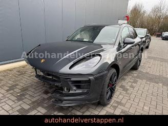 Vaurioauto  passenger cars Porsche Macan GTS 2.9L 324KW SPORT CHRONO 2023/4