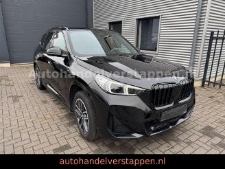 Unfallwagen BMW X1 18i sDrive M Sport Automatik Leder LED 2023/11