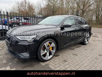 Audi E-tron 55 Quattro S line 3× 300KW picture 3