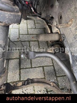 Jaguar F-Pace S P400e AWD Plug-In Hybrid picture 17