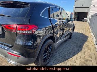 Mercedes GLA 200 d Sport 110KW Automatik picture 6