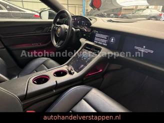 Porsche Taycan Sport Turismo 3×Display Airsu Panorama picture 14