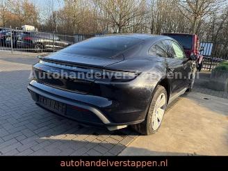 Porsche Taycan 350KW Panorama Leder CAM 93KWH picture 2
